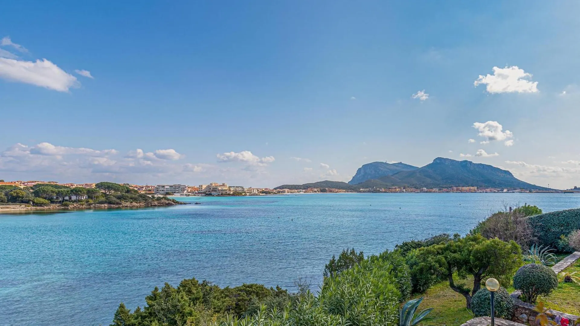 Villa Oleandri 50M From Seashore - Happy Rentals Гольфо-Аранчи